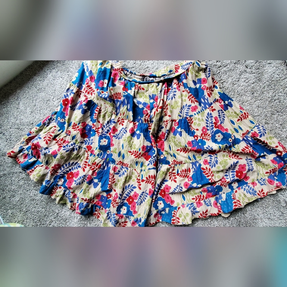 Two hearts maternity skirt size large